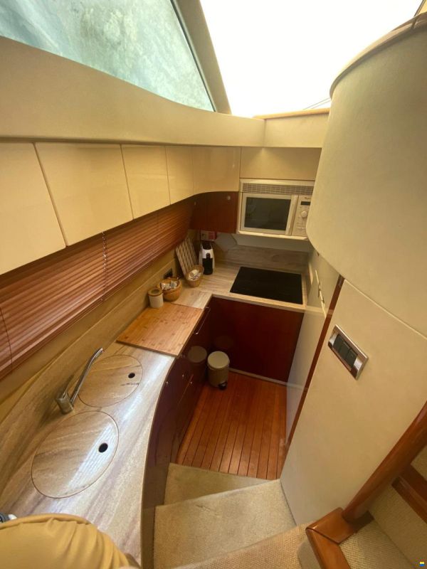Fairline Squadron 62
