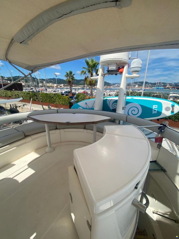 Fairline Squadron 62
