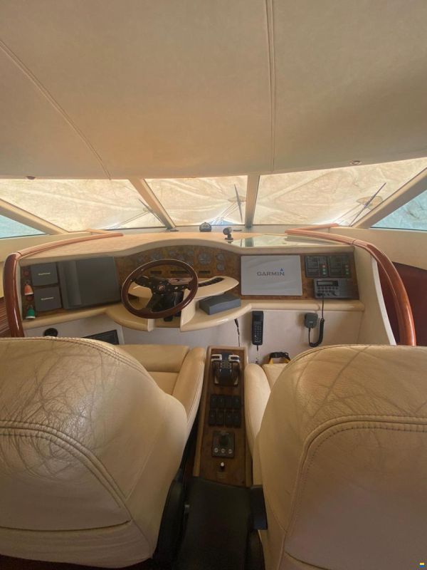 Fairline Squadron 62