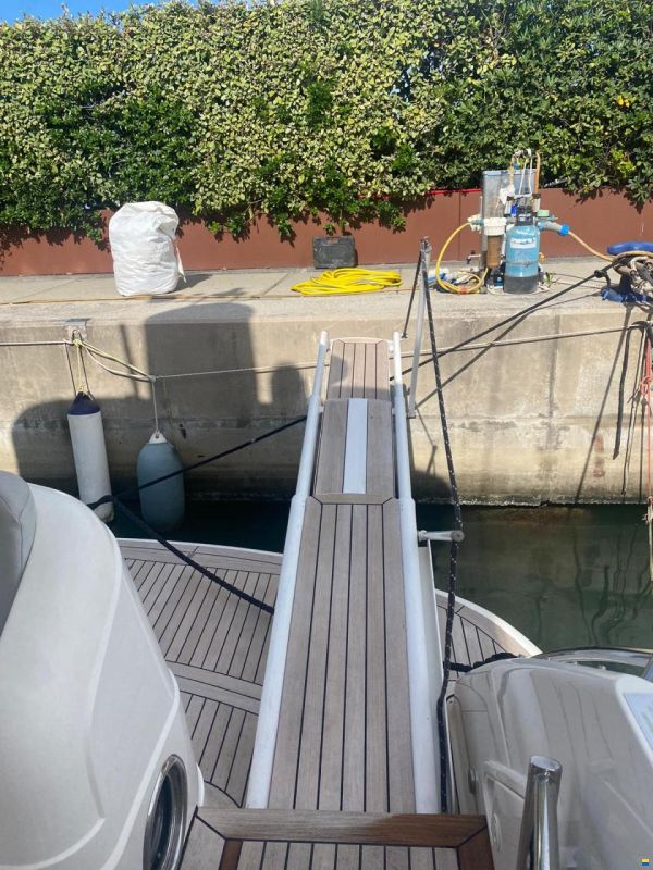 Fairline Squadron 62