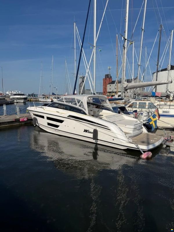Windy Shamal 37