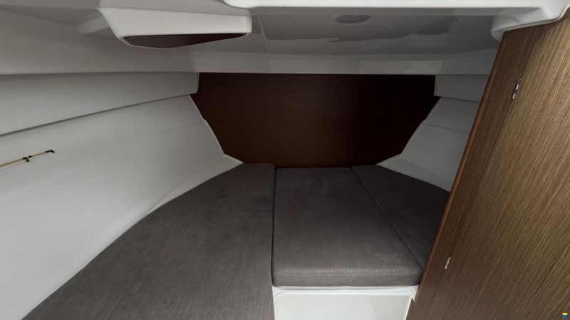 Beneteau Antares 7