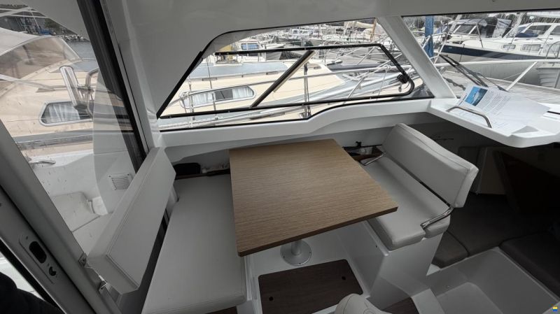 Beneteau Antares 7