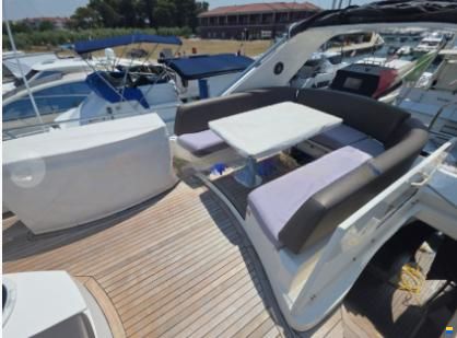 Sealine T50