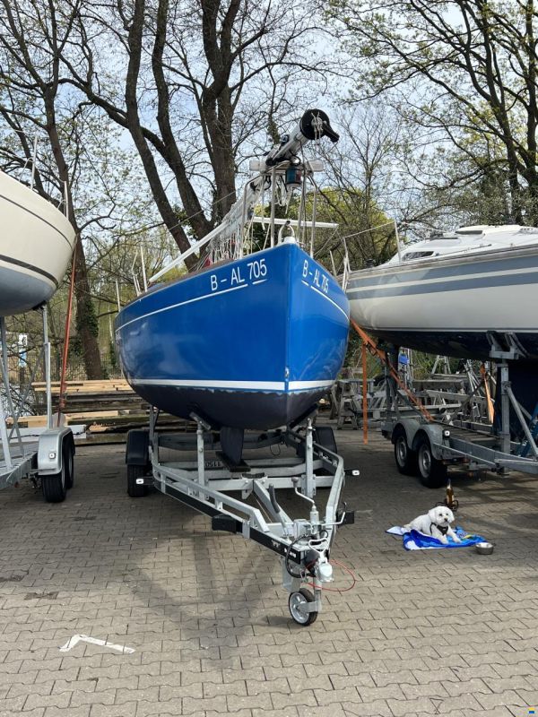 Beneteau First 210