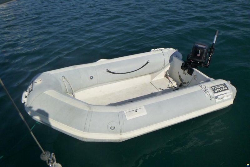 Fairline BRAVA 33