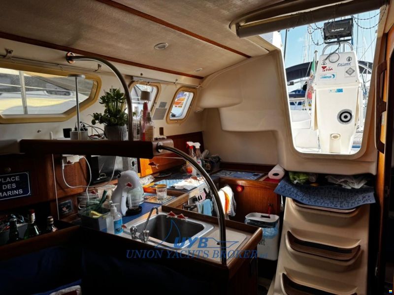 Hunter 320