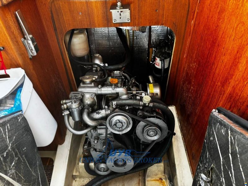 Hunter 320