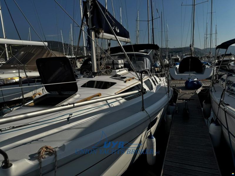 Hunter 320