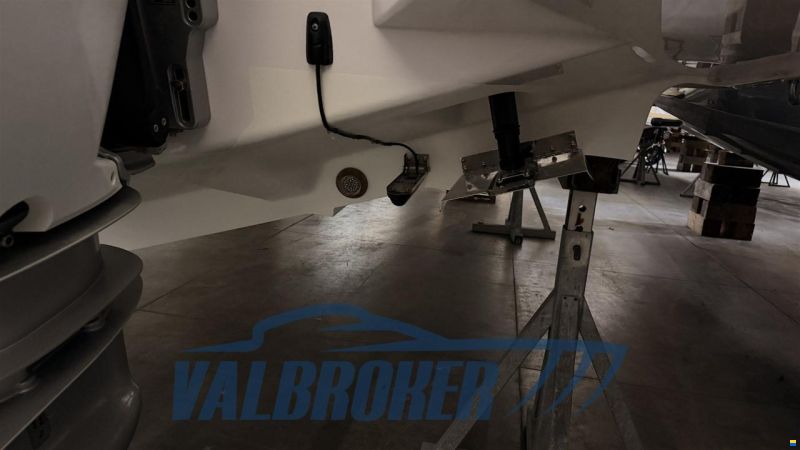 Axopar 45 Cross Cabin