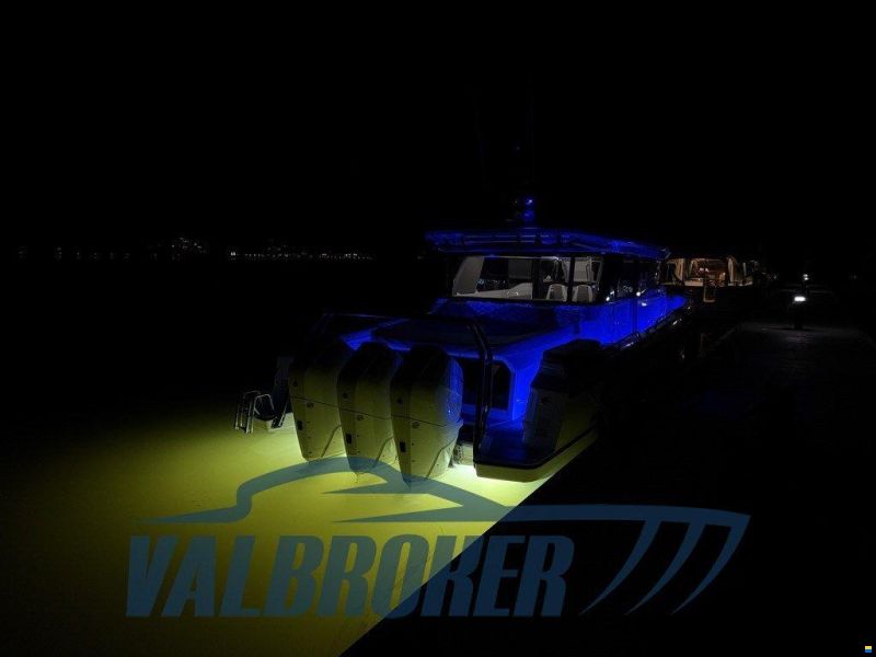 Axopar 45 Cross Cabin