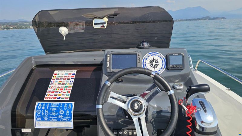 Beneteau Flyer 6 SPACE deck