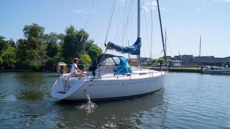 Dufour 30 Classic