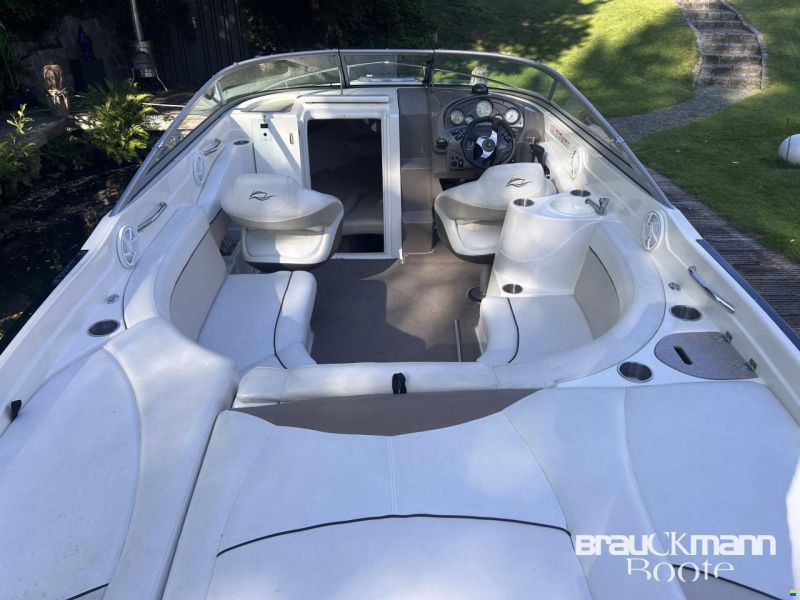 Rinker Captiva 246