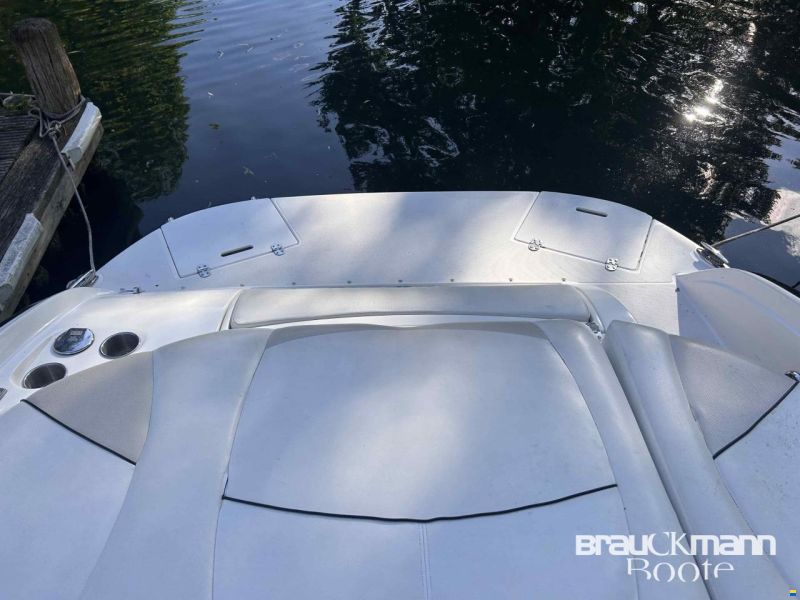 Rinker Captiva 246