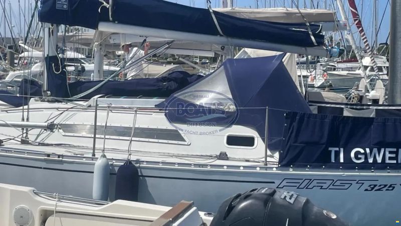 Beneteau FIRST 325