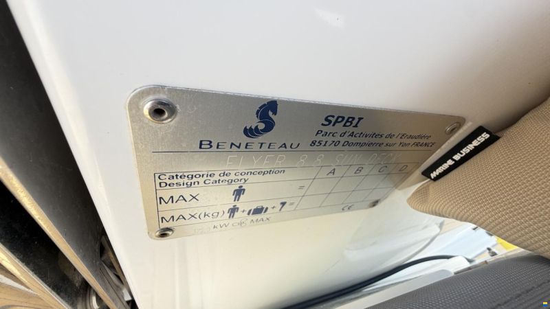 Beneteau Flyer 8.8 Sundeck