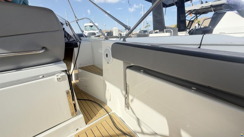 Beneteau Flyer 8.8 Sundeck