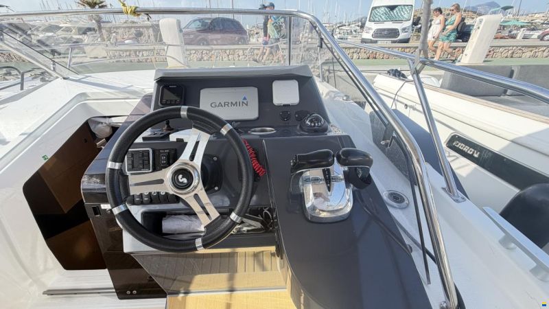 Beneteau Flyer 8.8 Sundeck