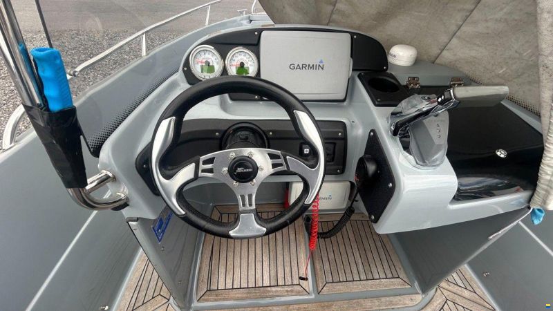Yamarin Cross 61 CENTER CONSOLE