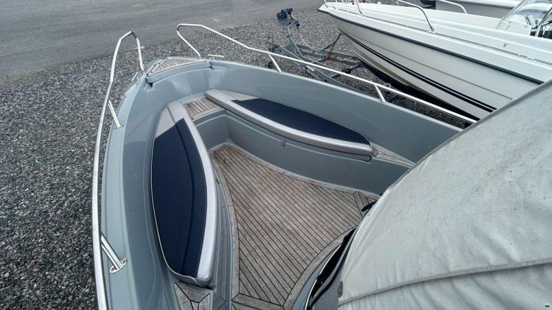 Yamarin Cross 61 CENTER CONSOLE