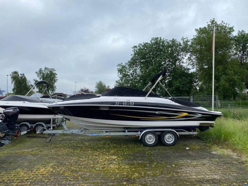 Four Winns 240 Horizon Bowrider
