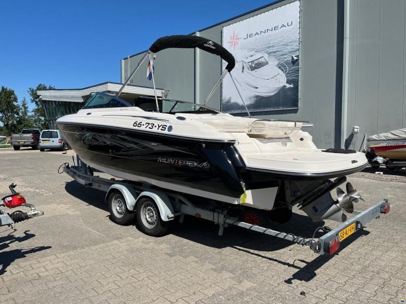 Monterey 244 FSX  Bowrider