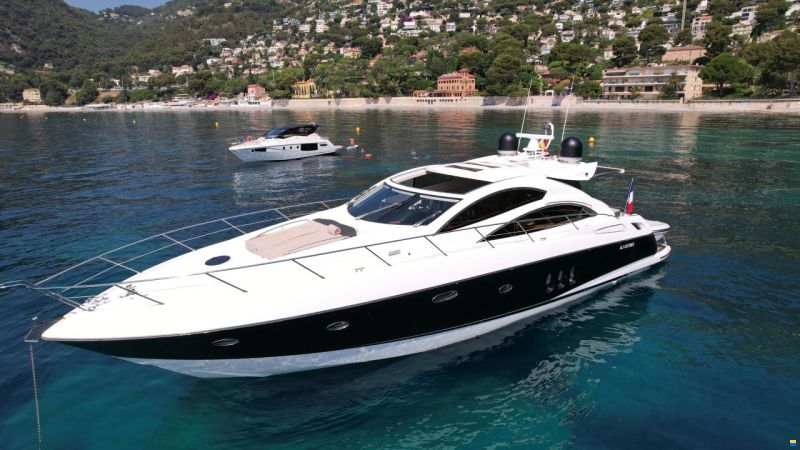 Sunseeker Predator 62