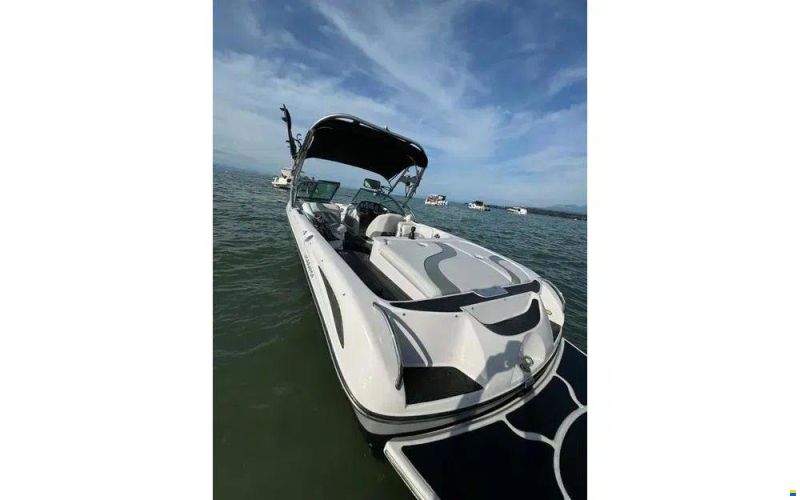 Correct Craft Air Nautique SV 211 Team Edition