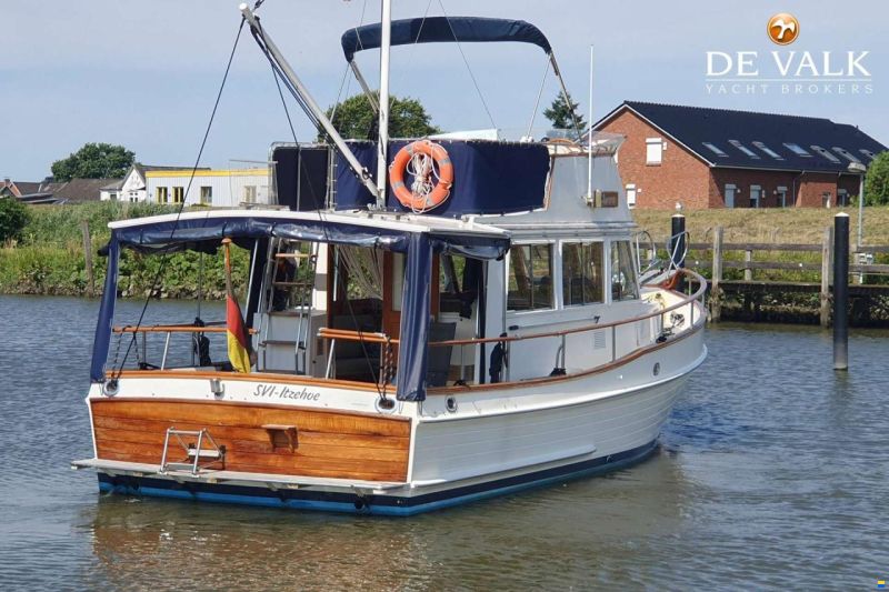 Grand Banks 32