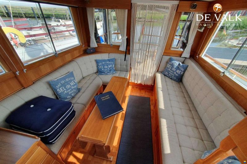 Grand Banks 32