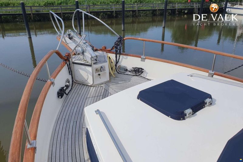 Grand Banks 32