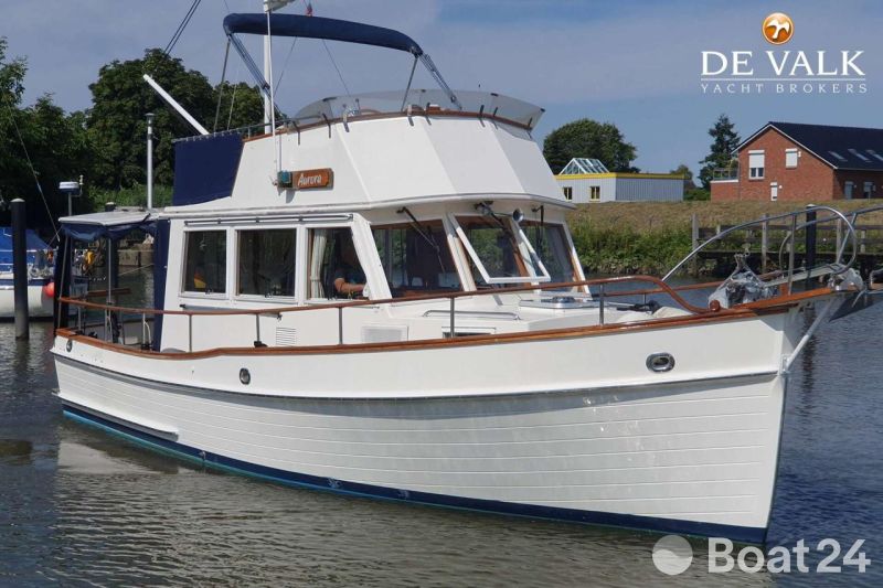 Grand Banks 32
