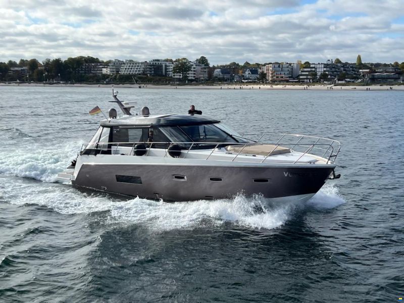 Sealine C 48