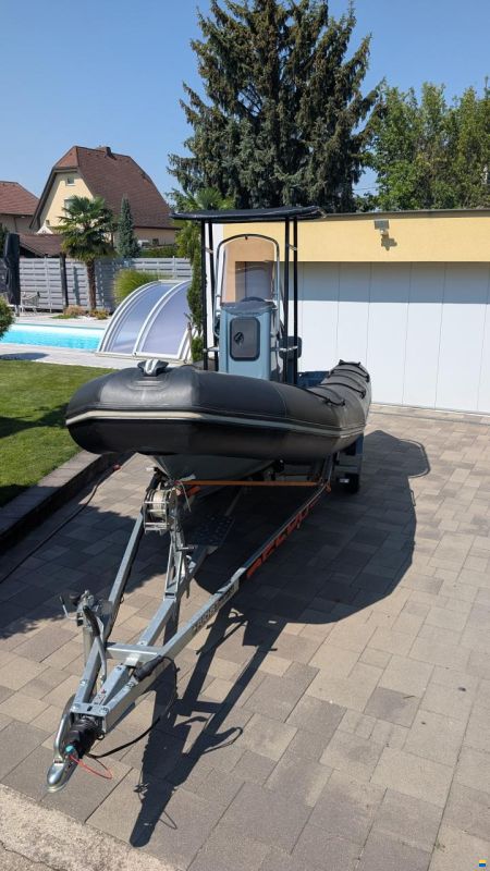 Bombard 550 Explorer