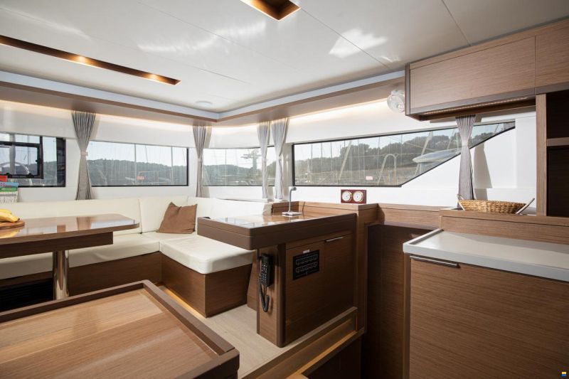 Lagoon 50