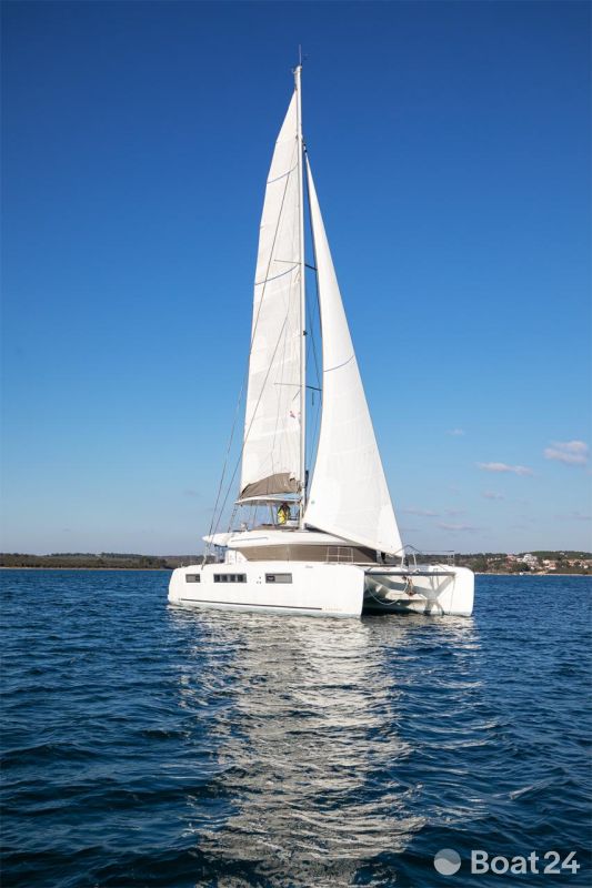 Lagoon 50