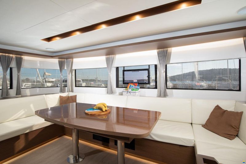 Lagoon 50