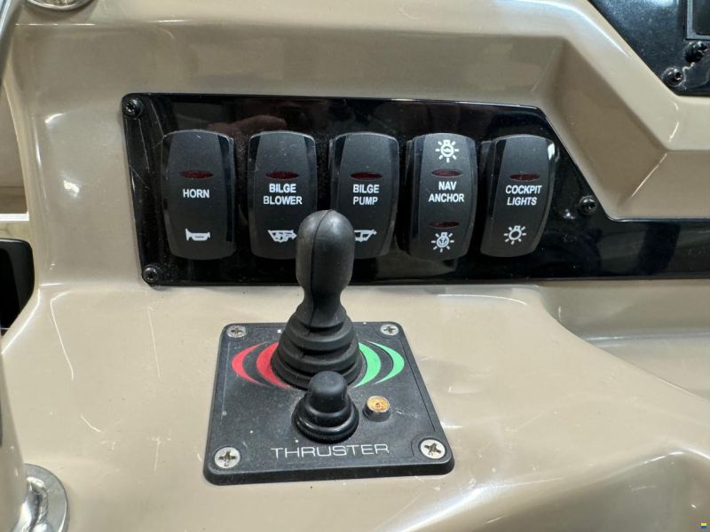 Regal Express 28
