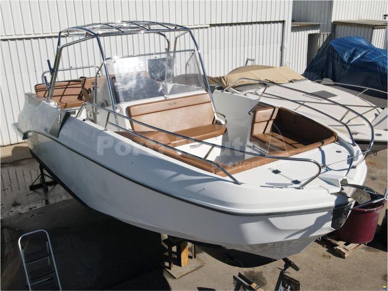 Beneteau Flyer 8.8 SpaceDeck