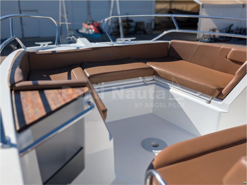 Beneteau Flyer 8.8 SpaceDeck