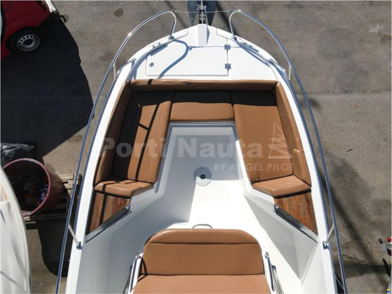 Beneteau Flyer 8.8 SpaceDeck
