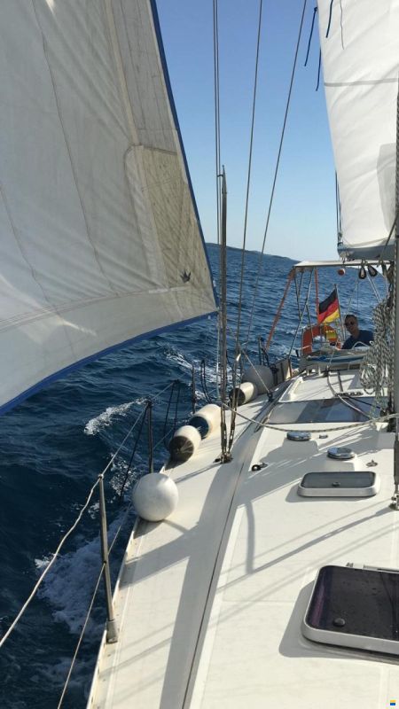 Beneteau Oceanis 390