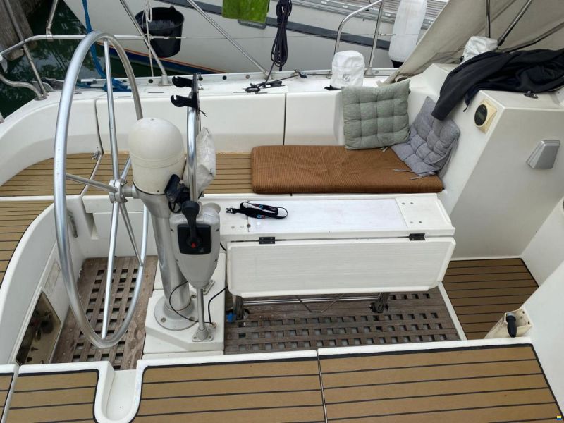 Beneteau Oceanis 390