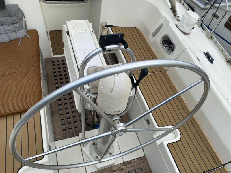 Beneteau Oceanis 390