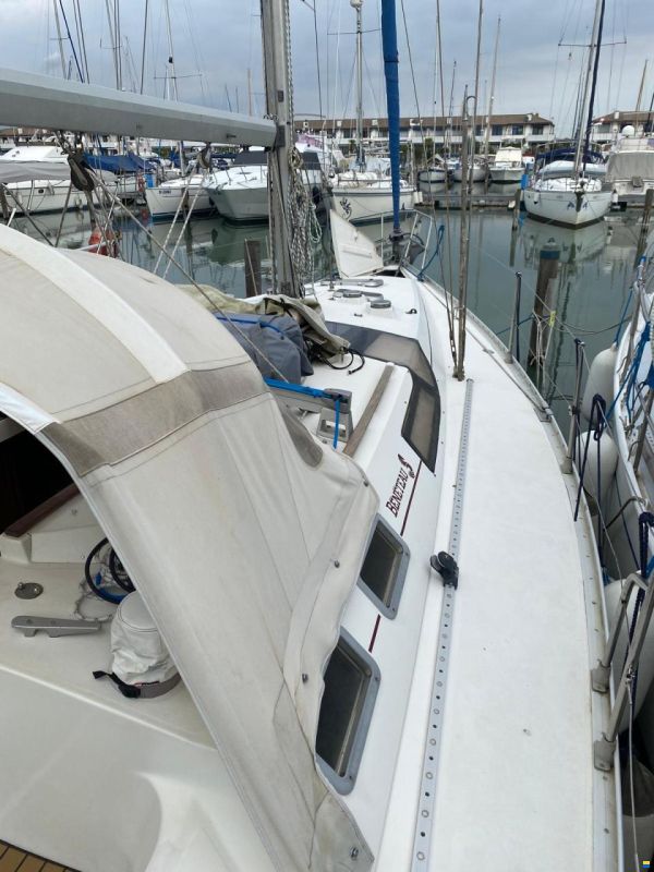 Beneteau Oceanis 390