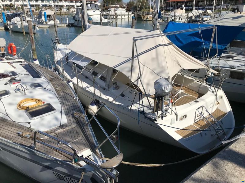 Beneteau Oceanis 390