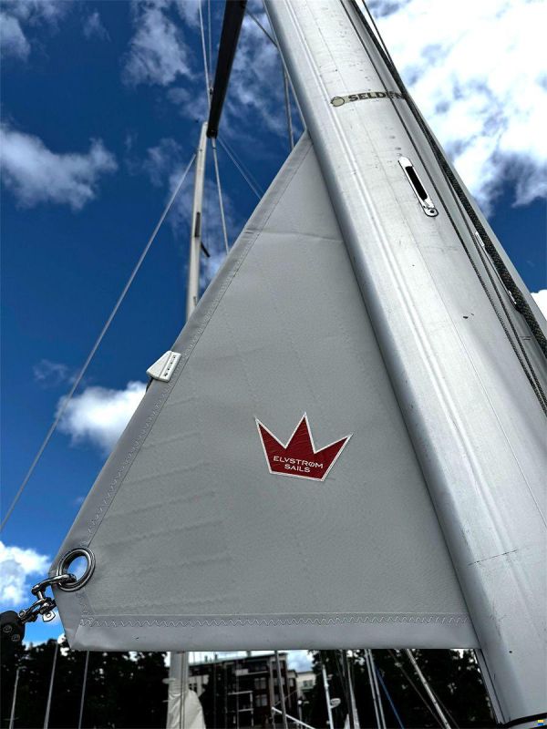 Bavaria Vision 44