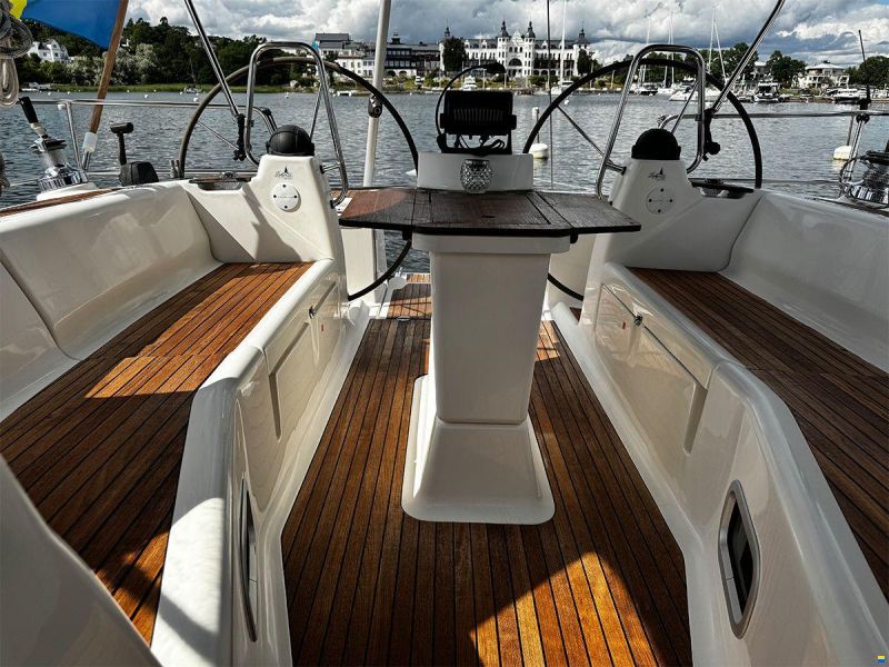 Bavaria Vision 44