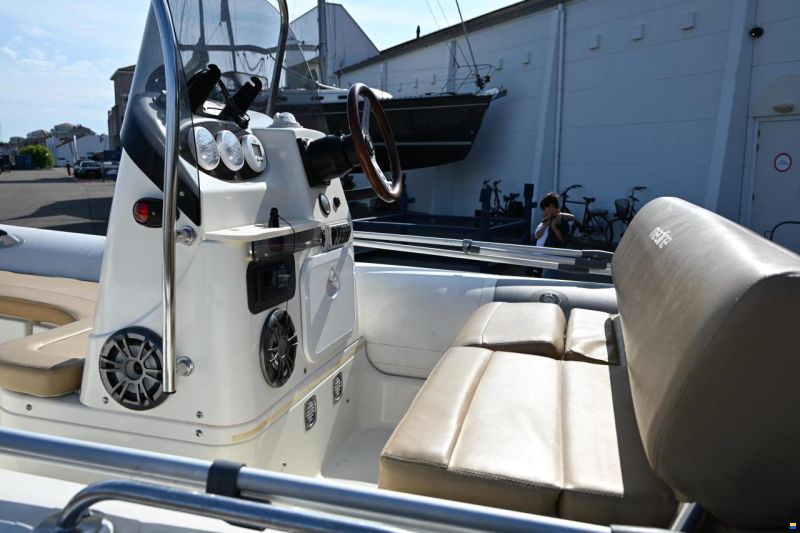 Zodiac Medline 550